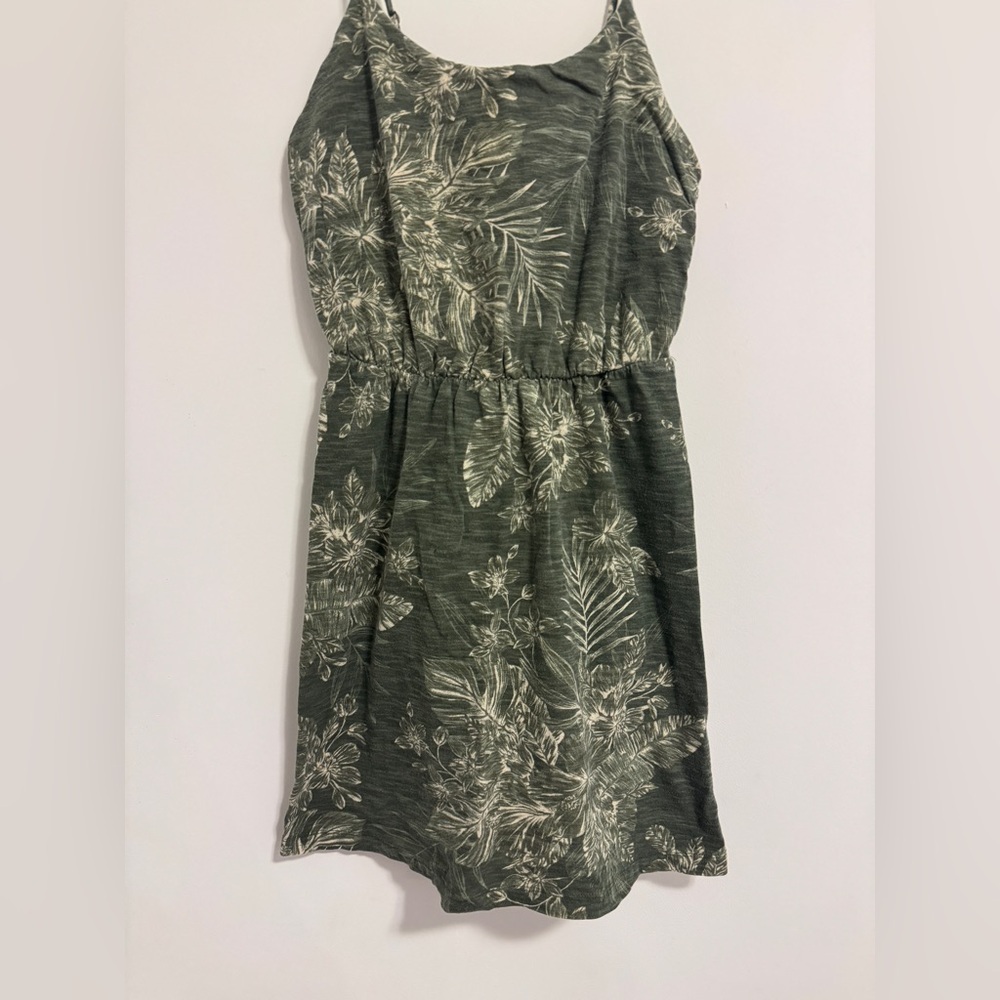 Old Navy Green Leaf Print Dress - Picture 2 of 5